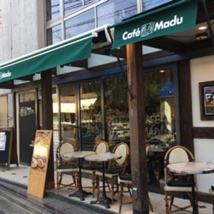 Cafe Madu（カフェ・マディ） 青山店