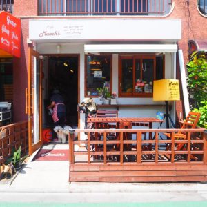 Munch’s Cafe（マンチーズカフェ）