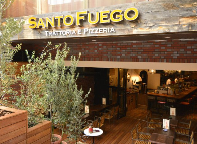 Trattoria e Pizzeria Santo Fuego（サントフエゴ）